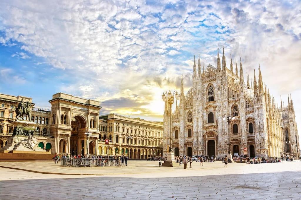 Piazza Duomo - Antico Appartamento Dell'800 Mailand Exterior foto