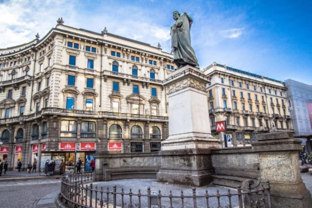 Piazza Duomo - Antico Appartamento Dell'800 Mailand Exterior foto
